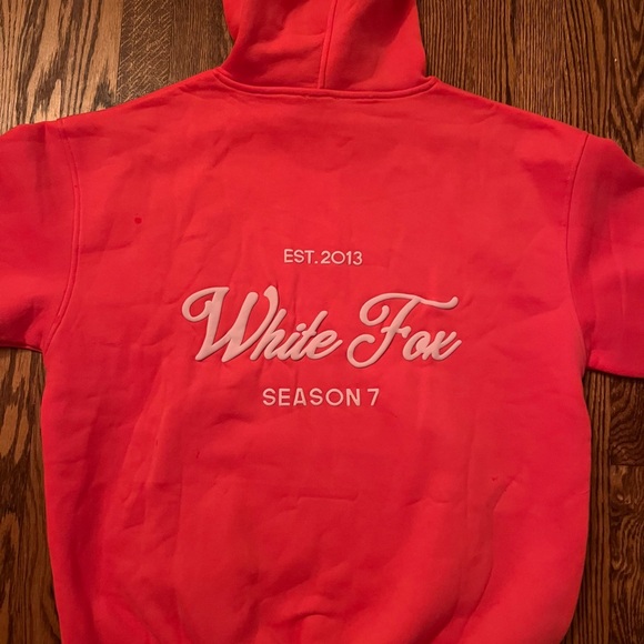 White Fox Season 7 Sorbet Oversized Hoodie - Picture 3 of 8